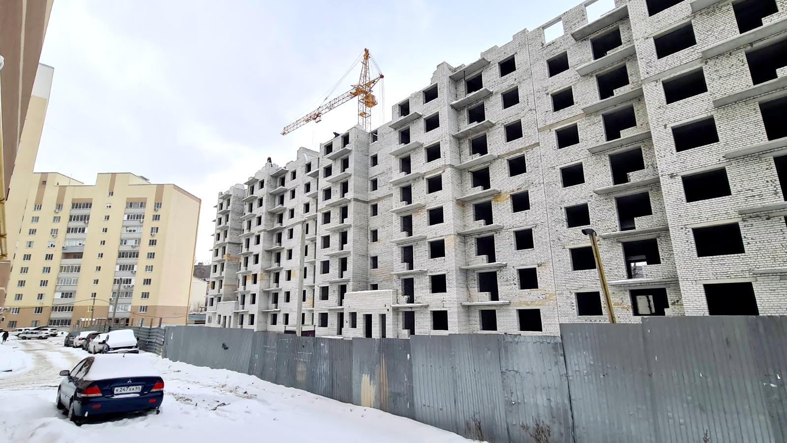 Строящийся дом №4 в ЖК Октябрьское ущелье